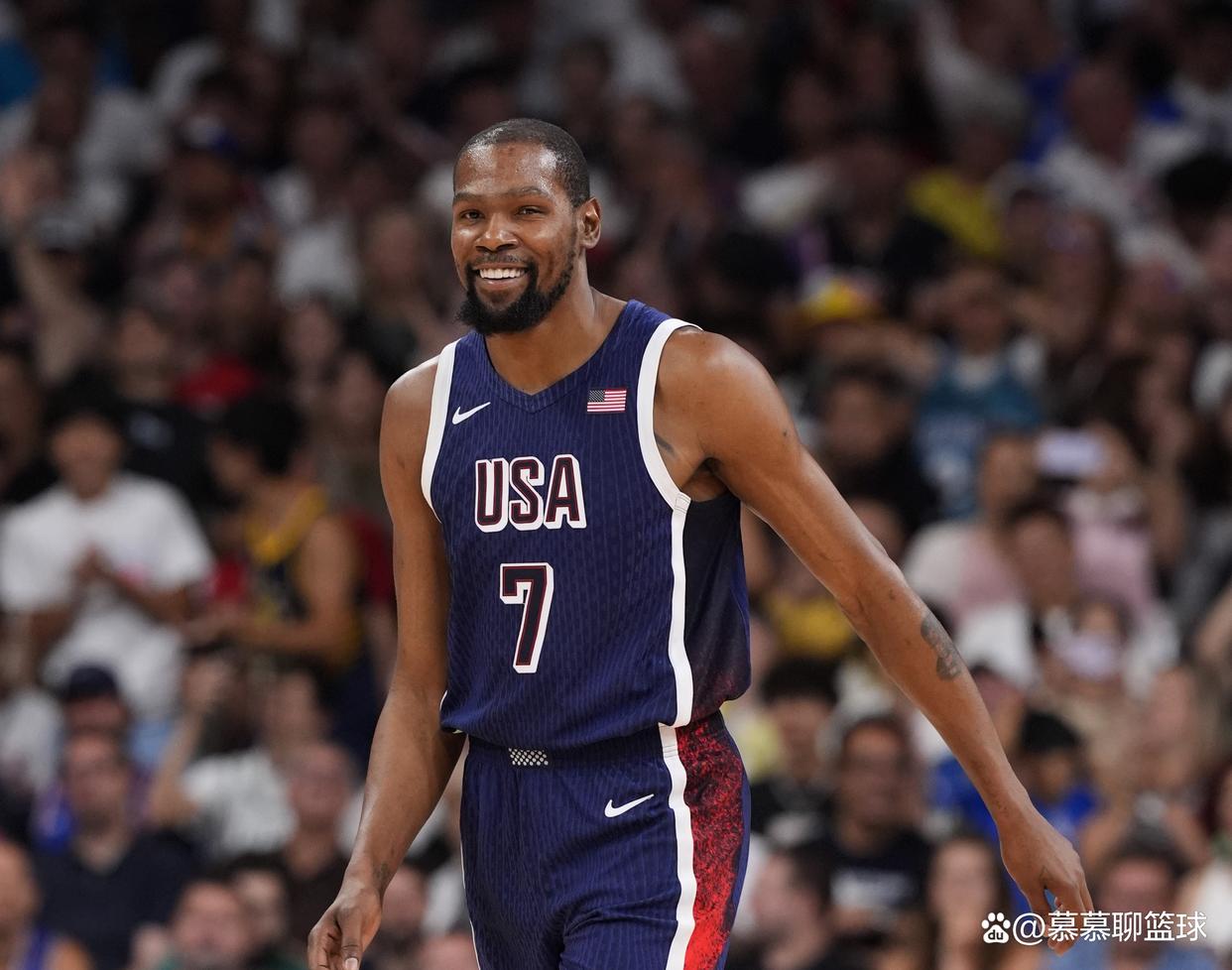 J9-杜兰特在塞尔维亚队比赛中战术调整，战术调整引发热议！的简单介绍